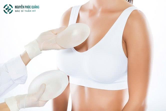 Nâng ngực có nguy hiểm không, được bao nhiêu năm?