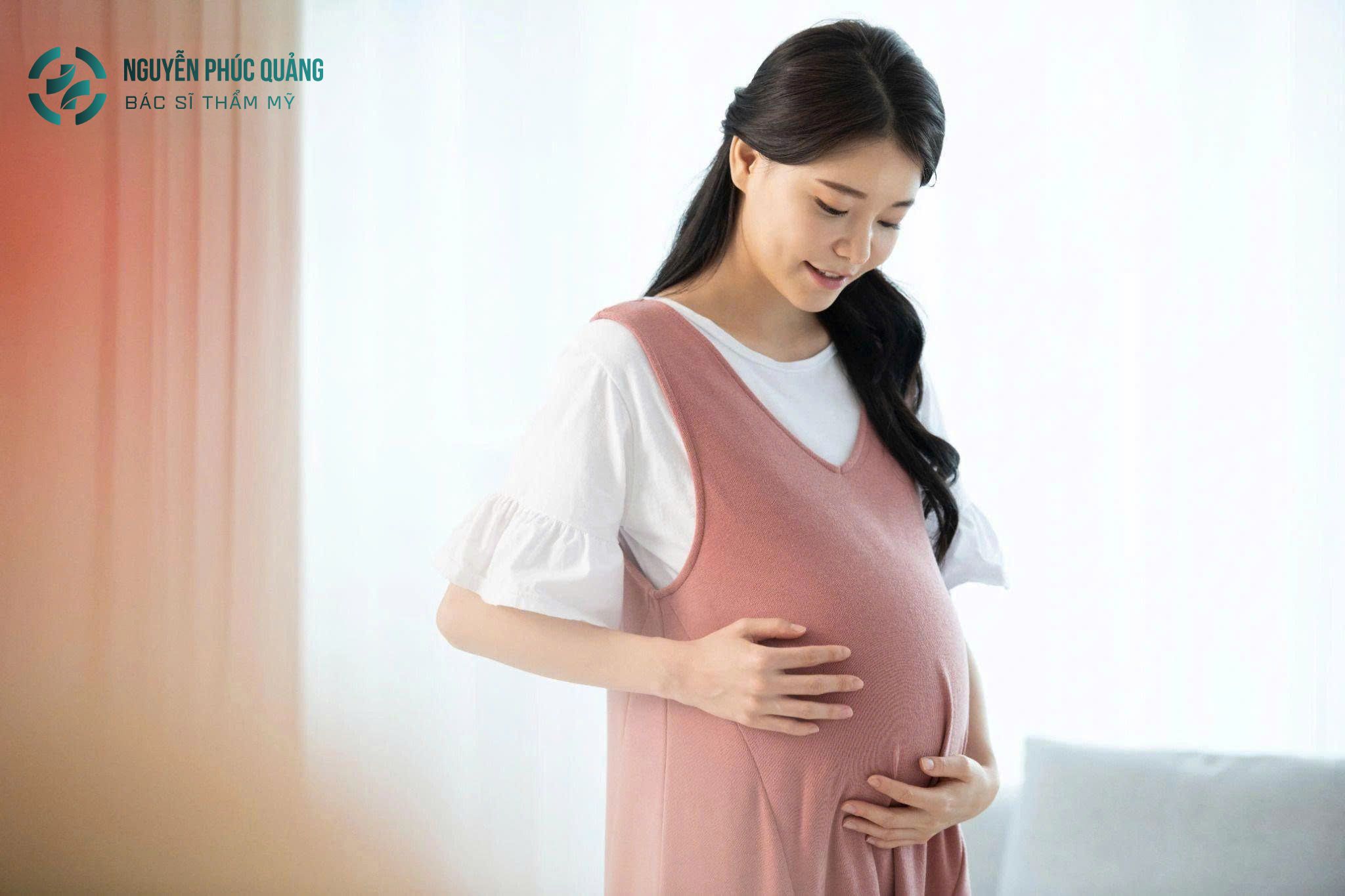 Nâng ngực có nguy hiểm không, được bao nhiêu năm?